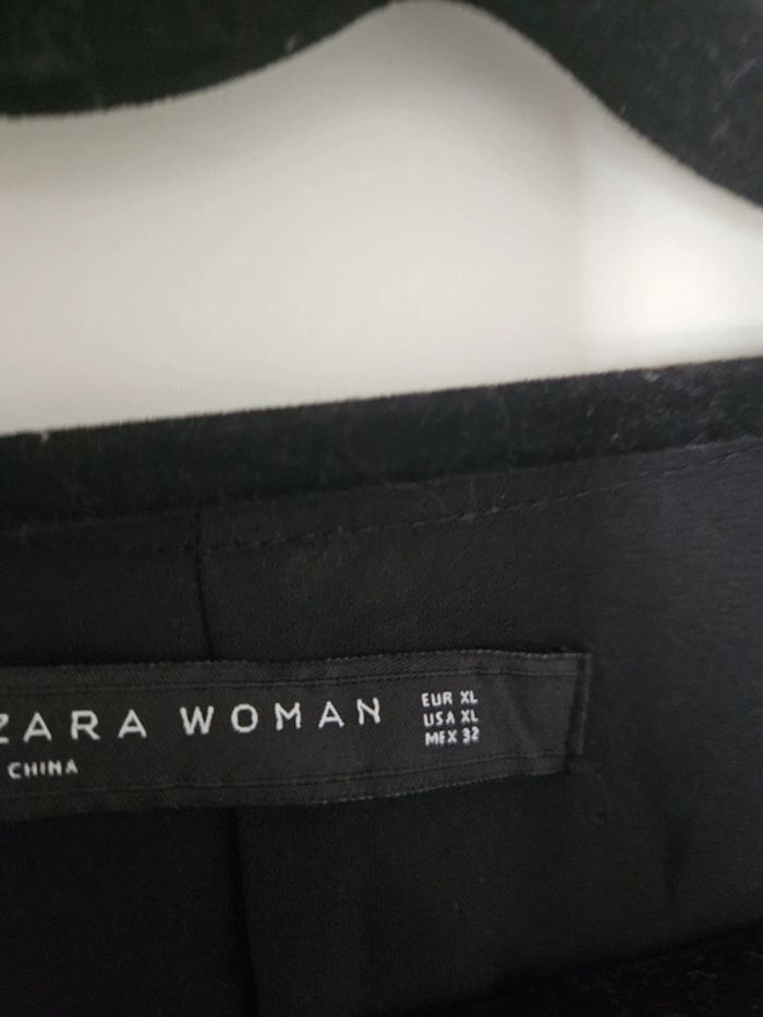 Robe portefeuille fleurie Zara - photo numéro 2