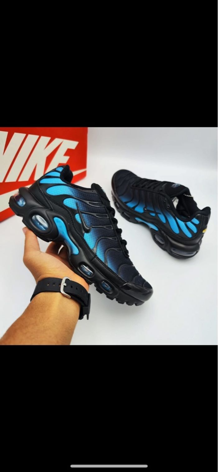 Nike tn noir bleu 41 - photo numéro 2