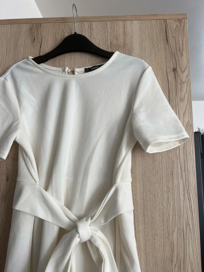 T shirt a noeud - photo numéro 2