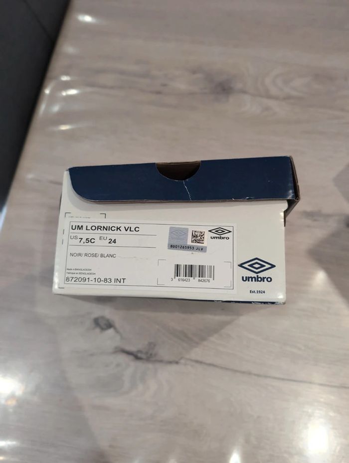 Basket fille umbro - photo numéro 5