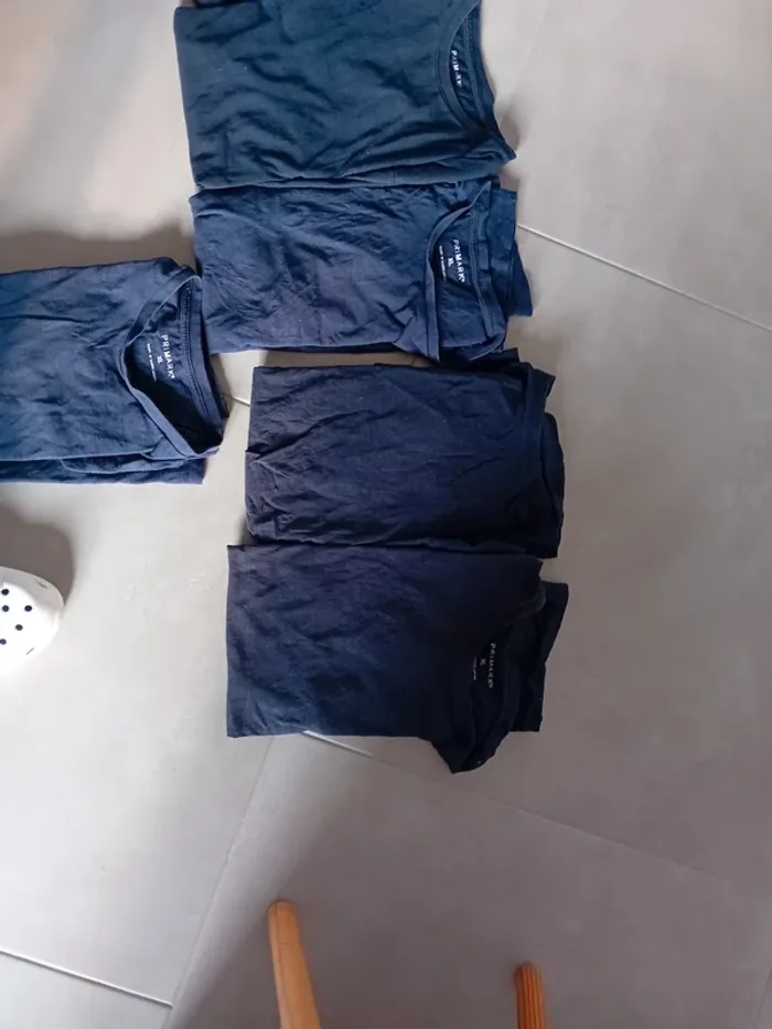 Lot tee shirt taille xl - photo numéro 2