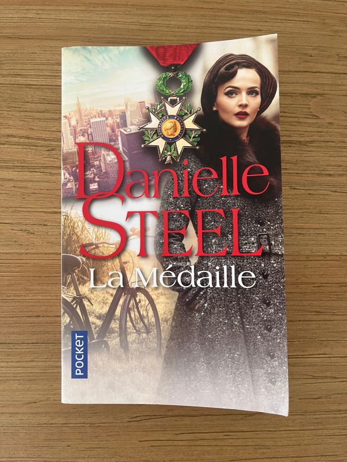 Lot 2 livres Danielle Steel - photo numéro 5