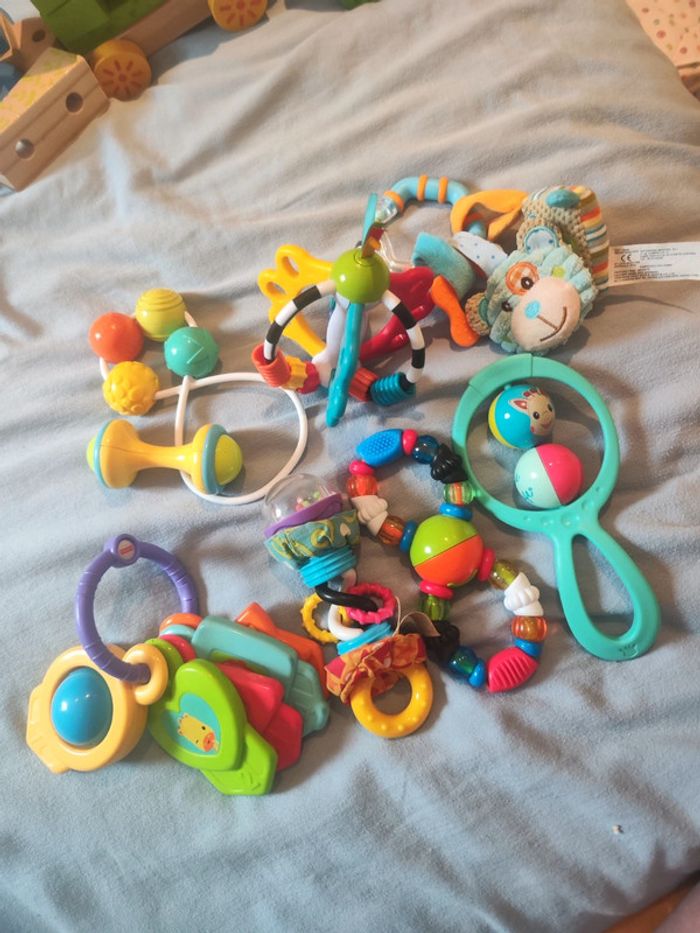 Lot hochets
