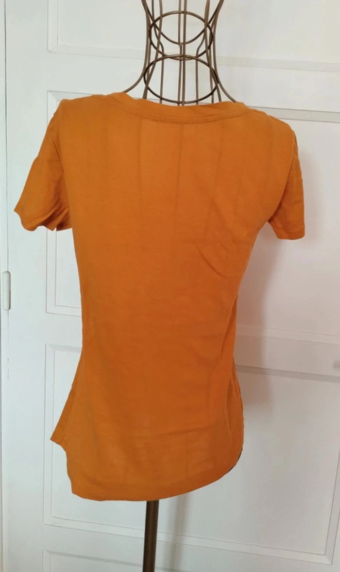 Tee-shirt orange Camaïeu – Taille S / 36 – Coupe asymétrique – TBE - photo numéro 2