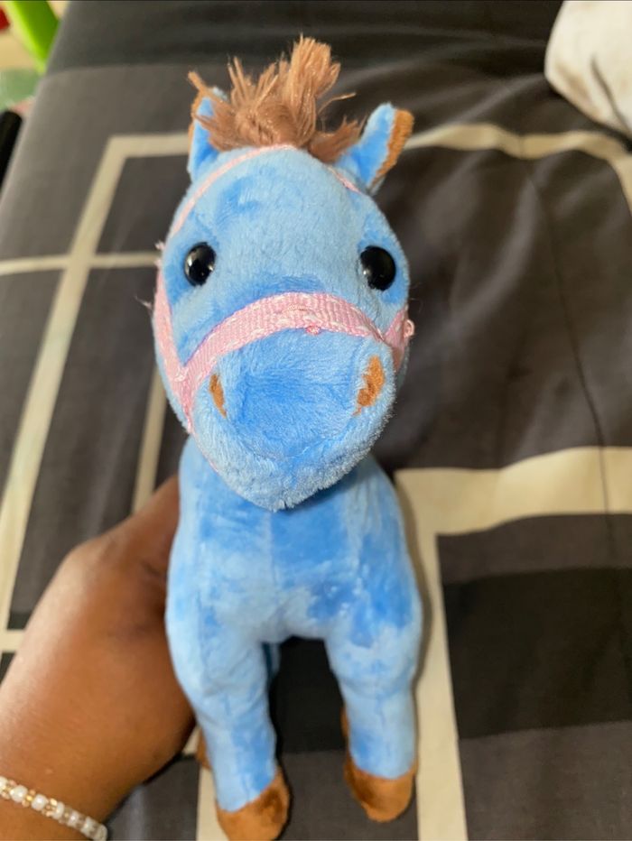 Peluche cheval