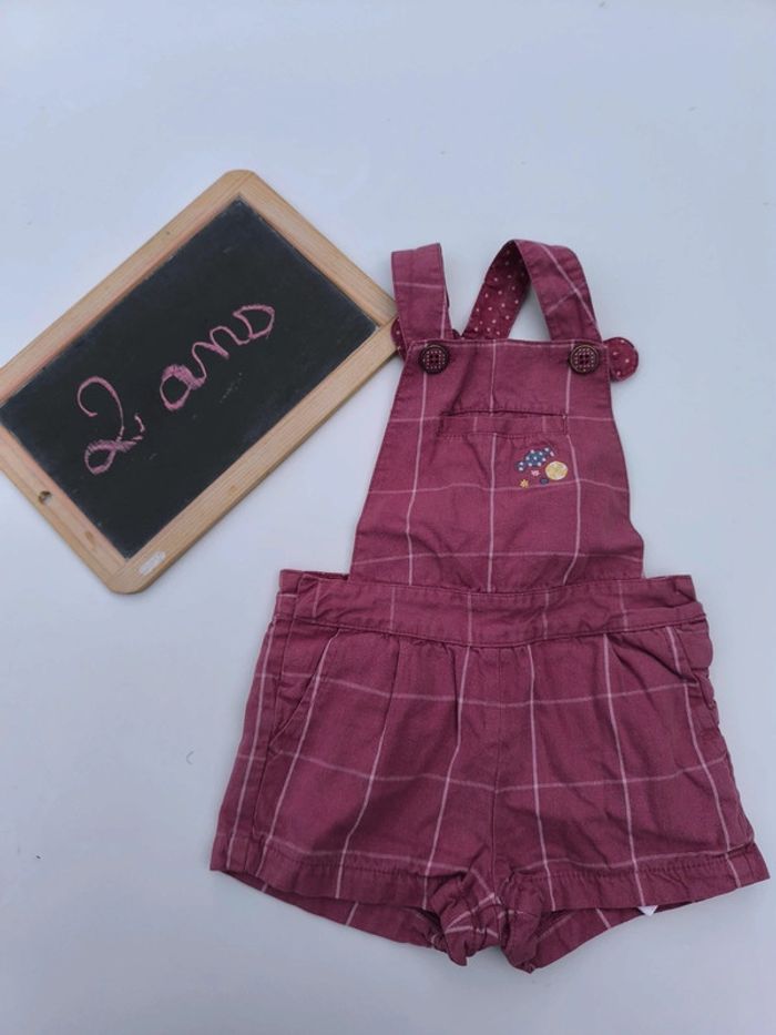 Salopette short taille 2 ans en très bon état