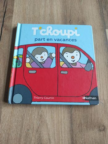 T'choupi part en vacances