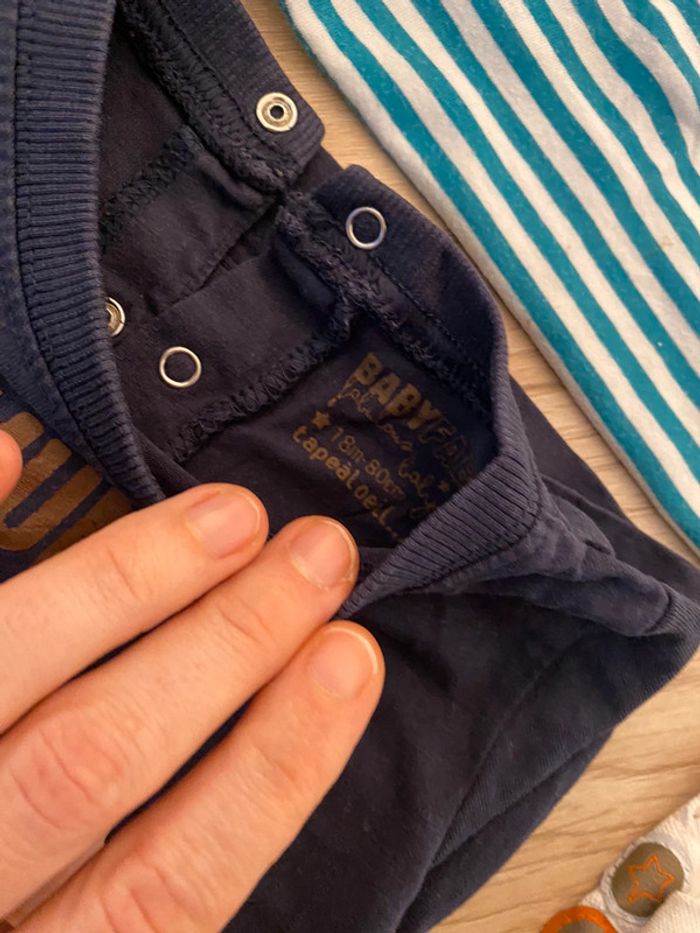 Lot de 8 t shirts manches longues 18 mois très bon etat - photo numéro 8