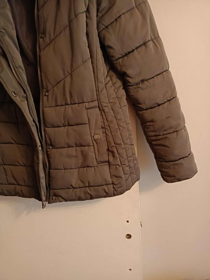 Doudoune Camaïeu à capuche Taille 40 - photo numéro 2