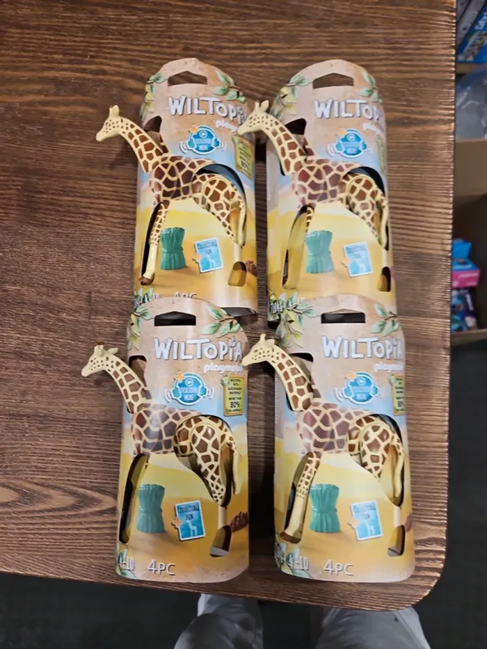 4 girafes playmobil - photo numéro 2