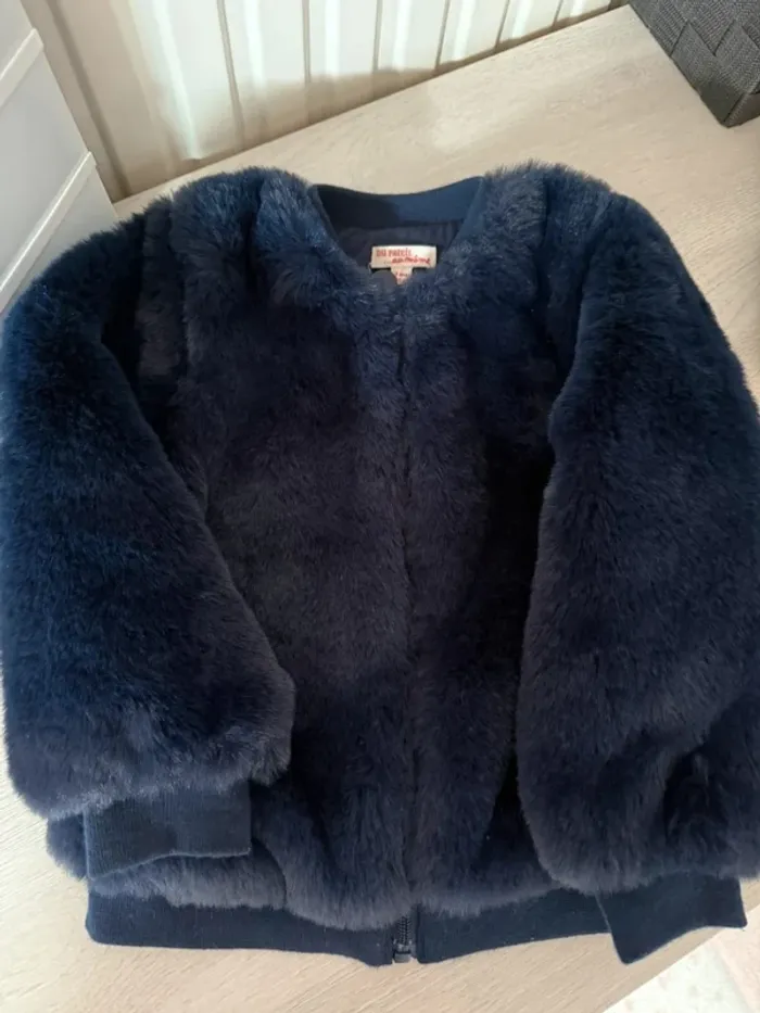 Superbe veste DPAM couleur marine, 5 ans comme neuve - photo numéro 3