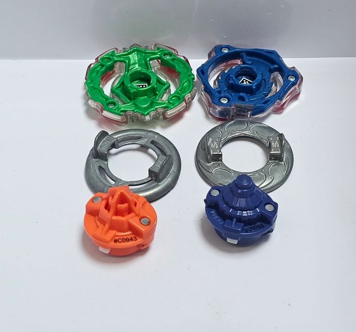 Lot Toupies Beyblade Burst - photo numéro 3