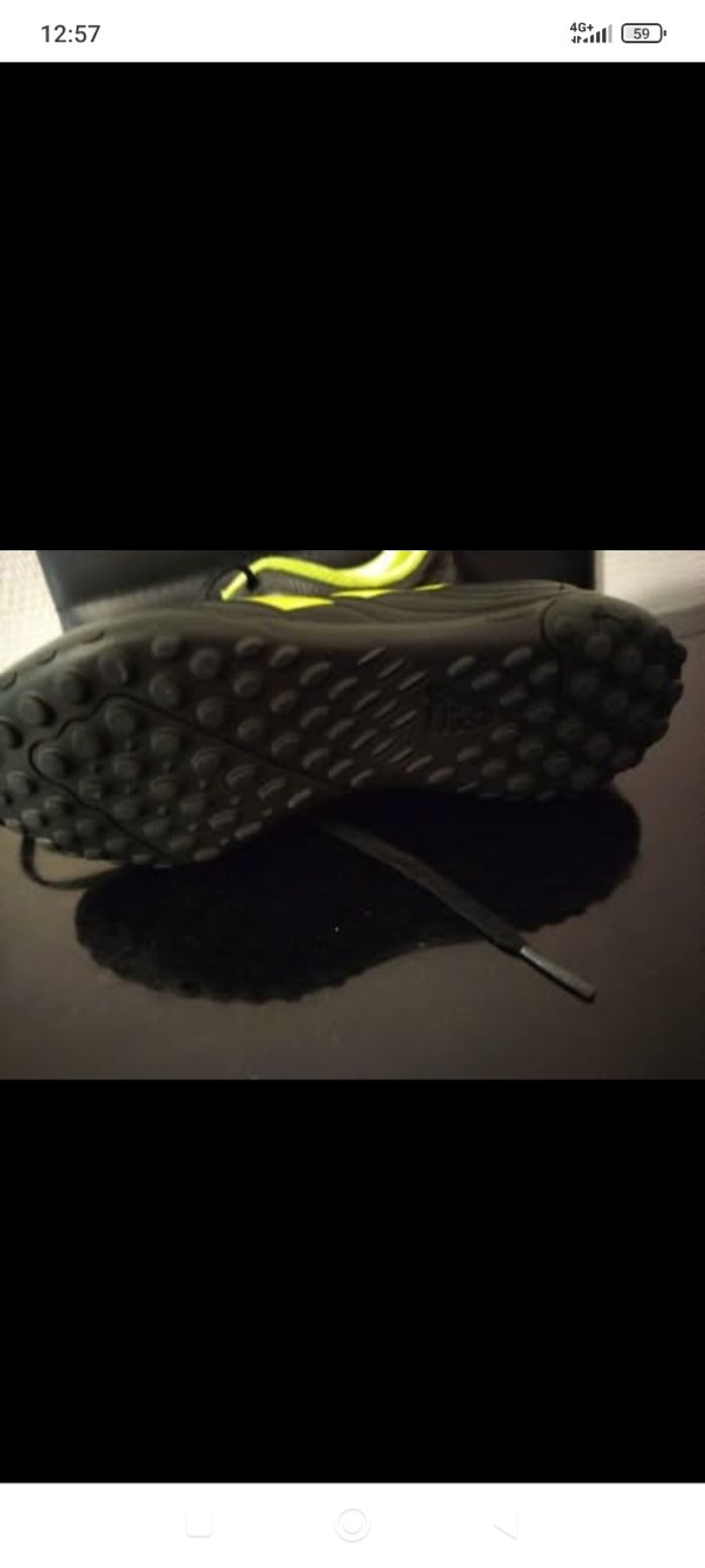 Crampons adidas - photo numéro 3