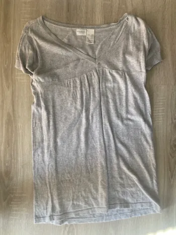 Haut gris femme