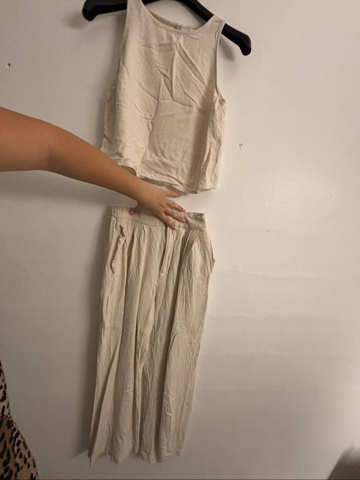 Ensemble beige