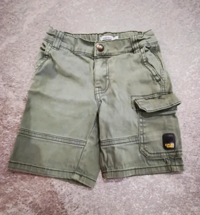 Short garçon 4 ans comme NEUF