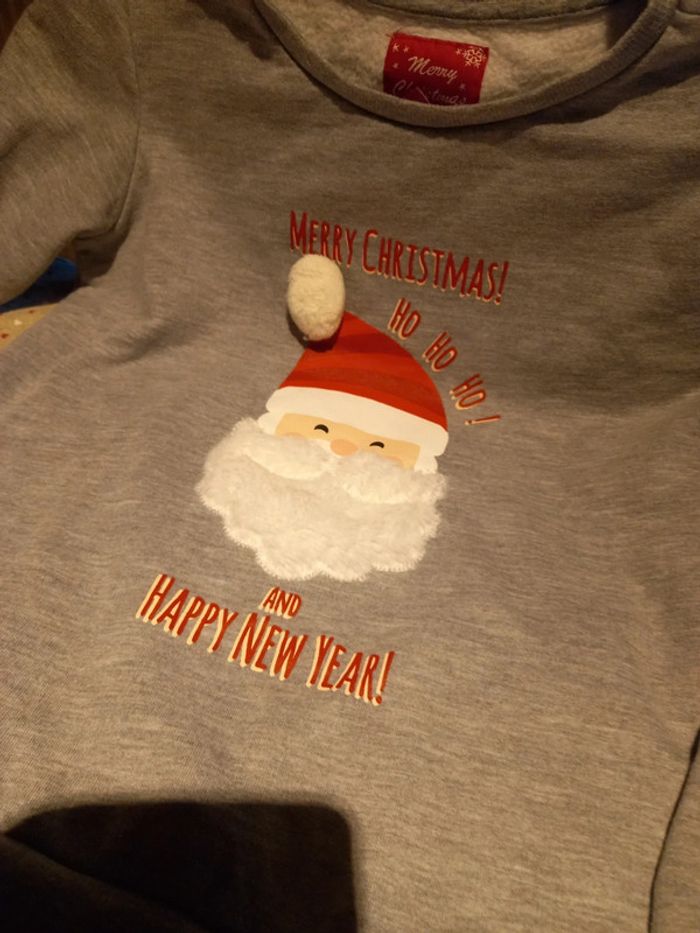 Pull de Noël 9-10 ans - photo numéro 2