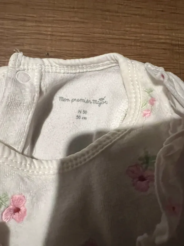 Pyjama fleuri - photo numéro 3