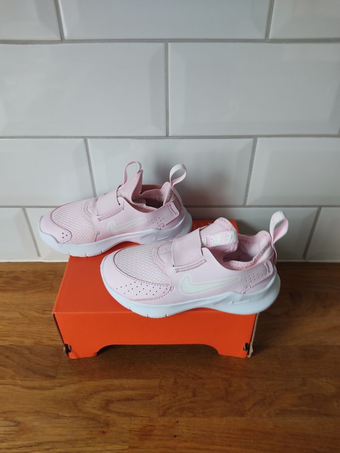Baskets Nike flex runner T 27