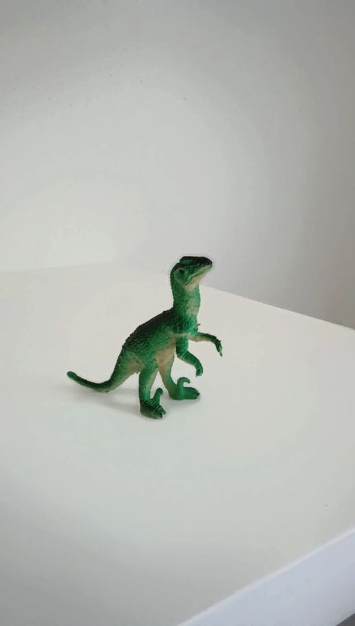 Lot de dinosaures - photo numéro 2