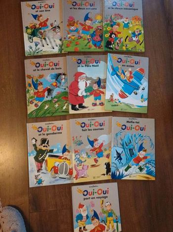 Lot  de 10  livres  Oui-oui collection hachette  jeunesse