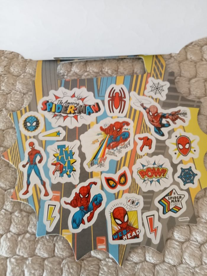 Carnet de 6 fiches stickers spiderman - photo numéro 6