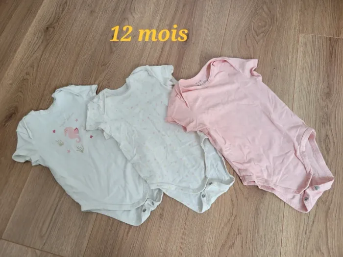 Lot bodys tao fille