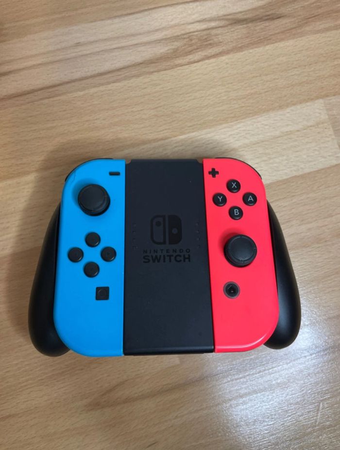 Console de jeu Switch - photo numéro 3