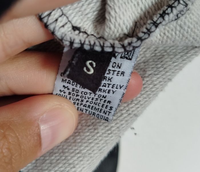 Sweat Religion taille S - photo numéro 8