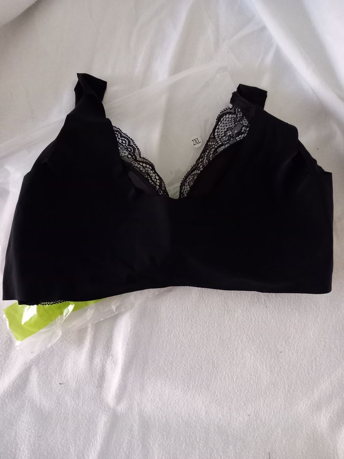 Soutien-Gorge neuf XXL noir - photo numéro 2
