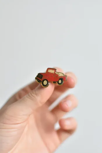 Pin's / Broche effet Jeep