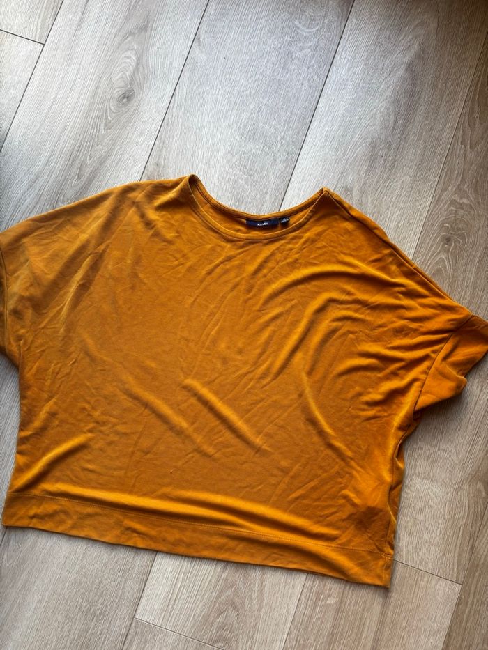 T-shirt moutarde - photo numéro 2