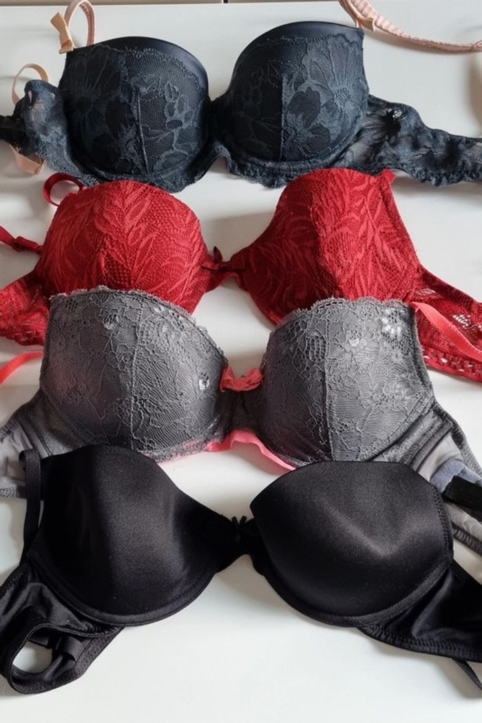 Lot soutien gorge - photo numéro 2
