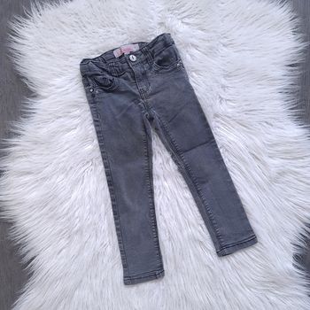 Jean gris 3 ans Lisa rose
