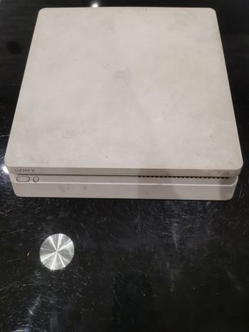 Ps4 slim hs