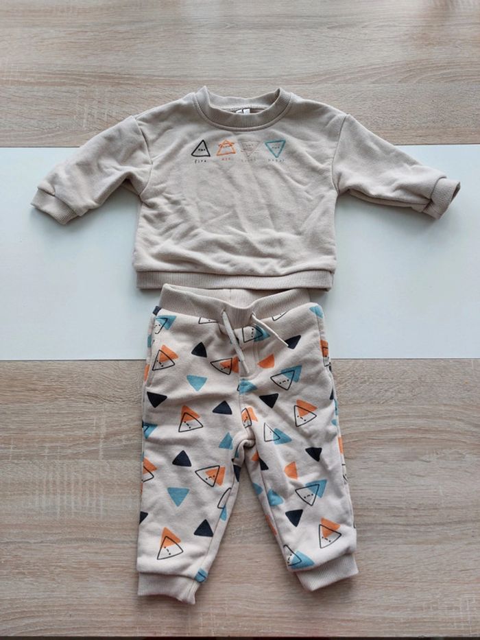 Ensemble jogging quatre éléments