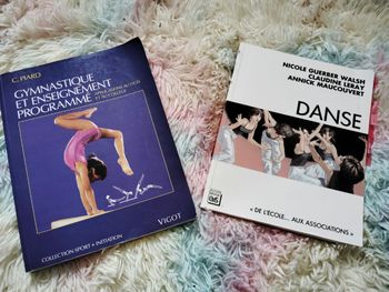 Lot 2 livres enseignement danse et gymnastique