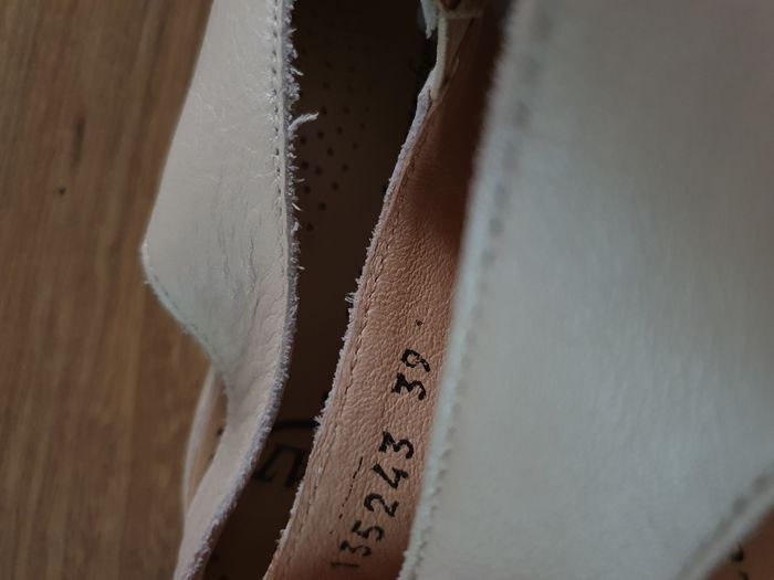 Chaussures ouvertes - photo numéro 6