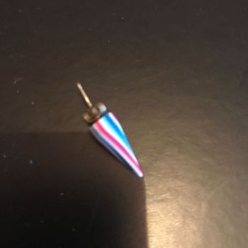 1 boucle d'oreille pic * prix 2e * kiki60230