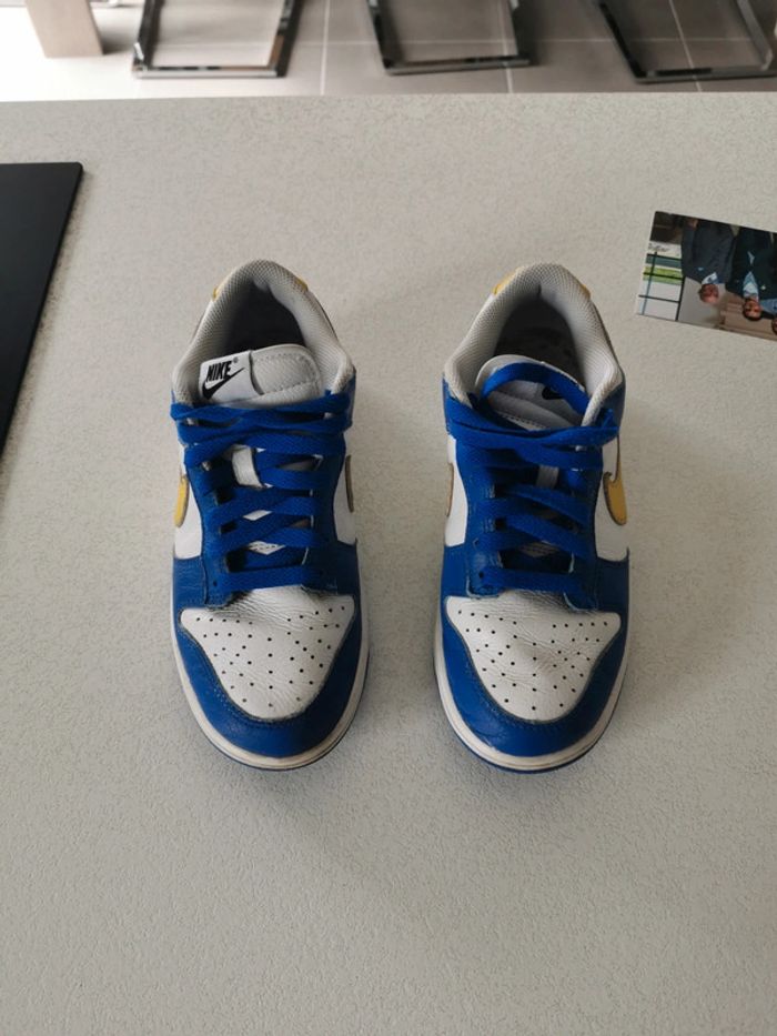 Nike dunk low taille 39
