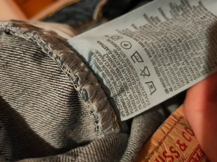 Jean Levi's en très bon état ! - photo numéro 4