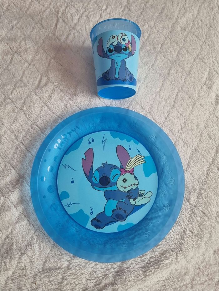Assiette et gobelet Stitch