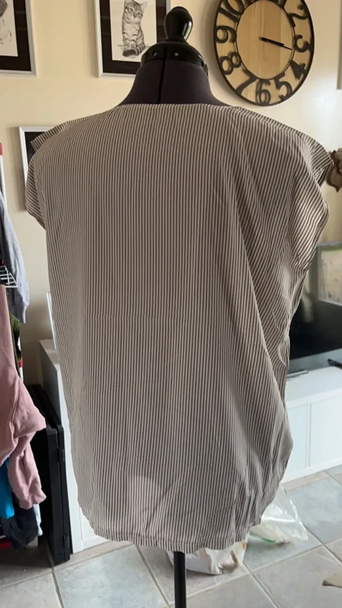 T shirt - photo numéro 3