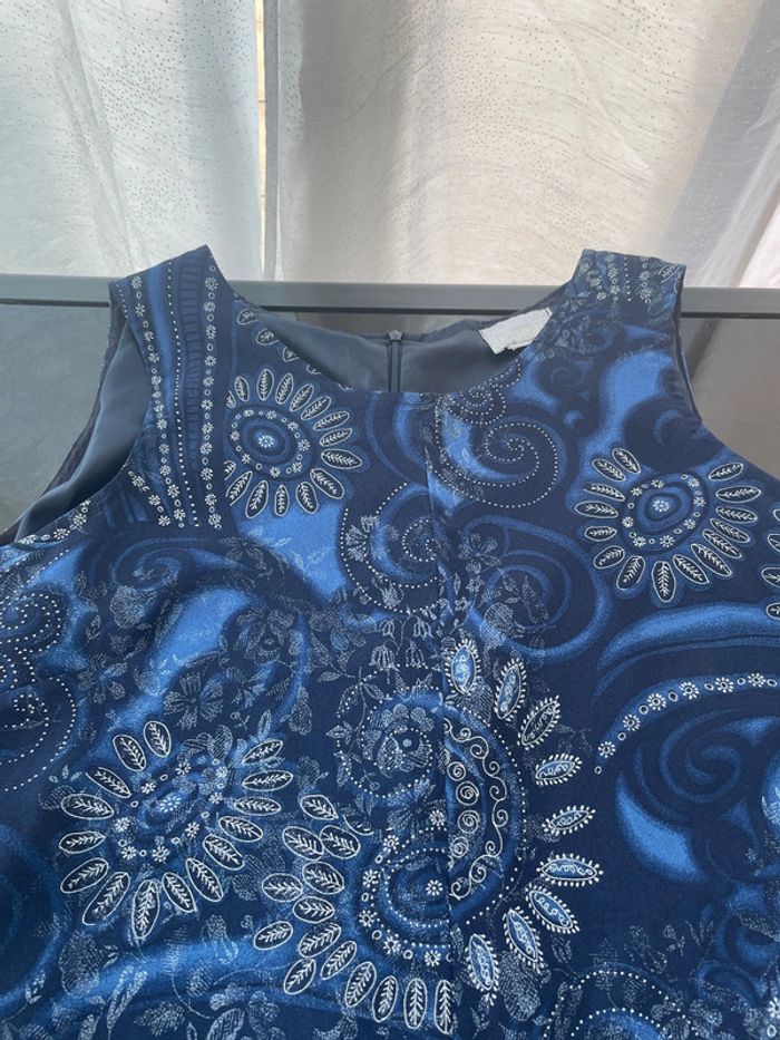 Jolie robe de la marque, tel mail en taille 46 - photo numéro 5