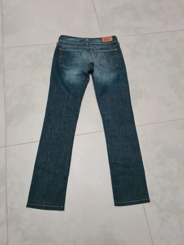 Jean 571 levi's w28 L32 en excellent état - photo numéro 6