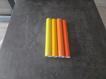 Films adhésif permanent jaune citron, jaune d'oeuf, orange et orange foncé pour machine de découpe (