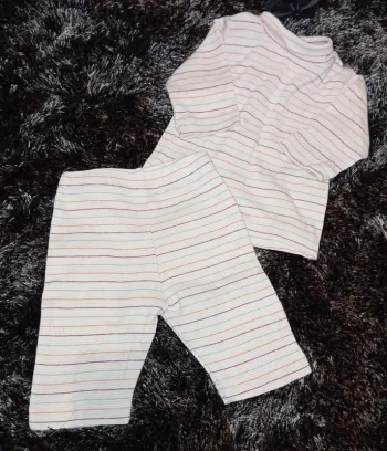 Ensemble manches longues legging taille 1 mois