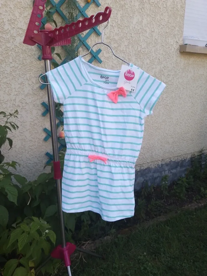 Robe taille 3 ans neuve