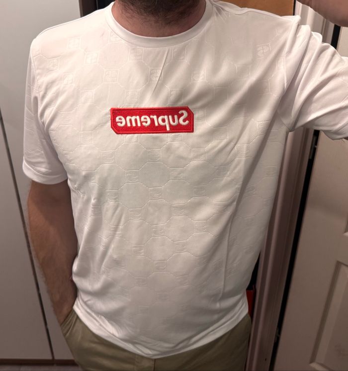 T-shirt manches courtes homme neuf SUPREME taille L - photo numéro 4