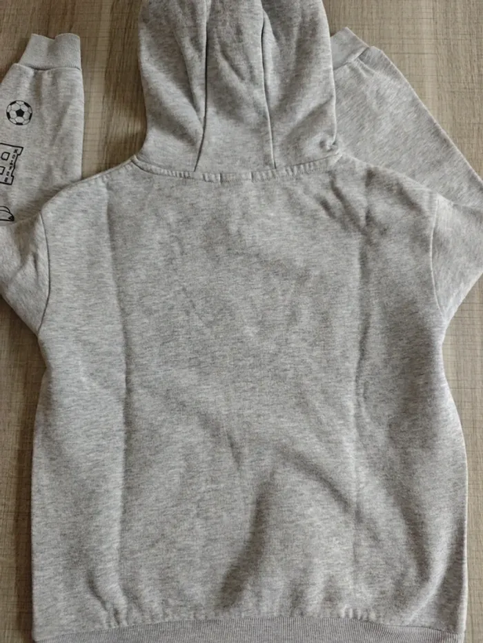 Sweat Vertbaudet 8 ans - photo numéro 4